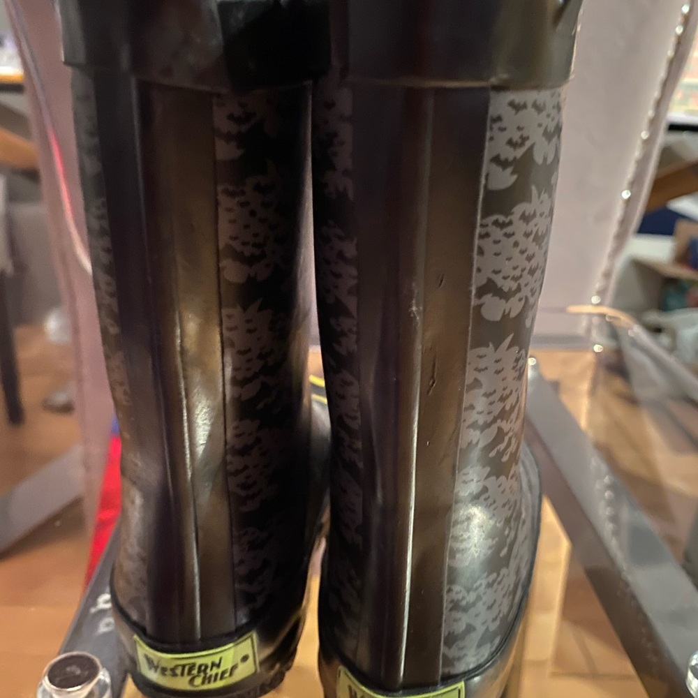 Children Rain Boots - Picture 3 of 4
